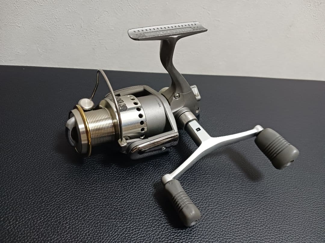 シマノ　SHIMANO　ステラ95 3000　スピニングリール