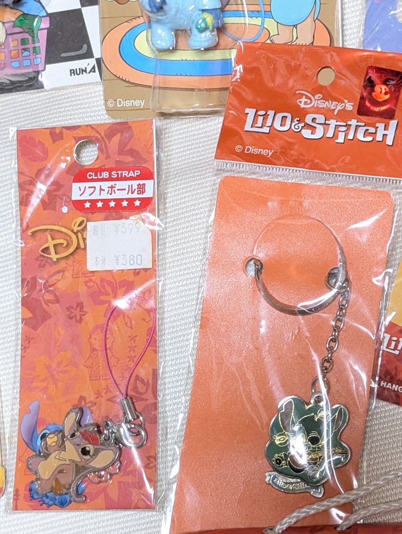 新品　レトロ　ディズニー　スティッチ　キーホルダー等　大量　22個まとめ売り！