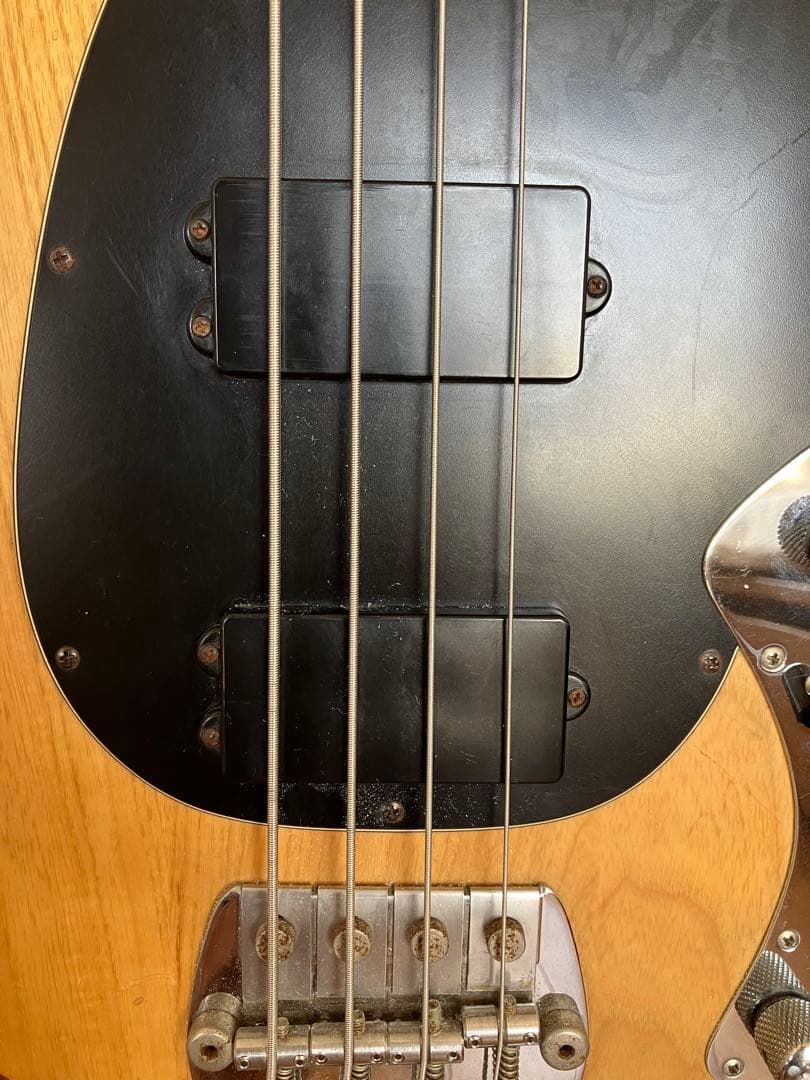 MUSICMAN SABRE BASS ミュージックマンセイバー　レア個体