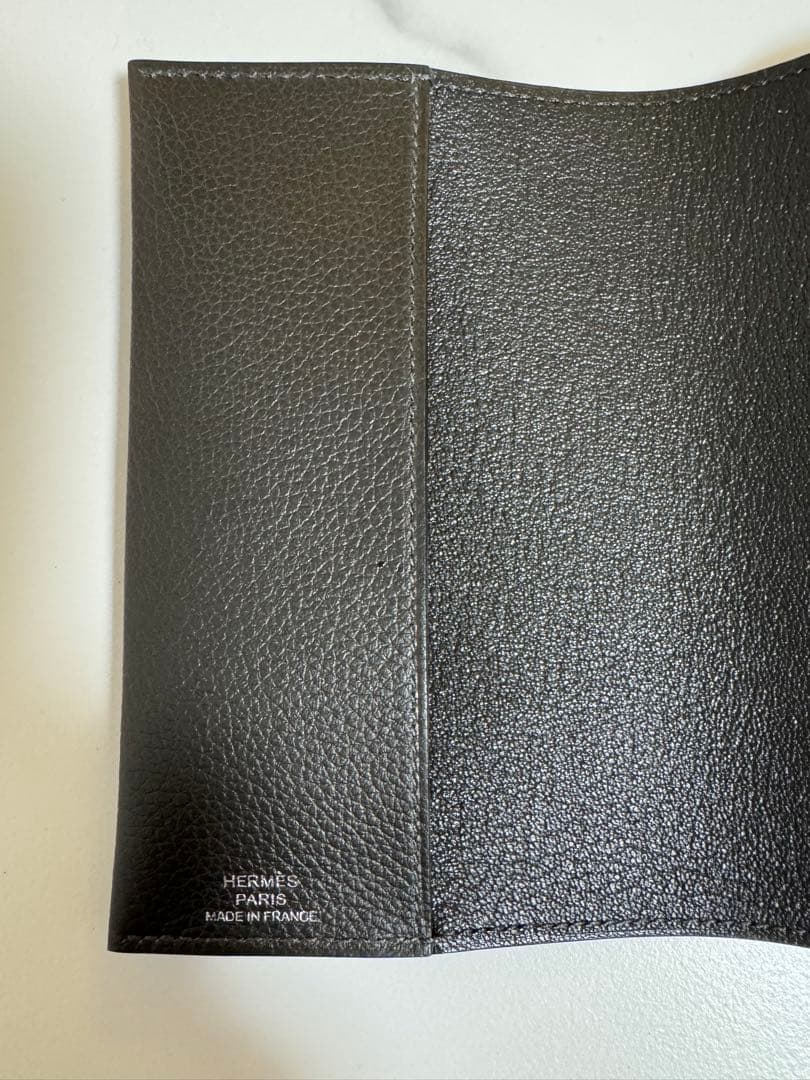 HERMES R.M.S パスポートケース　ダークグレー