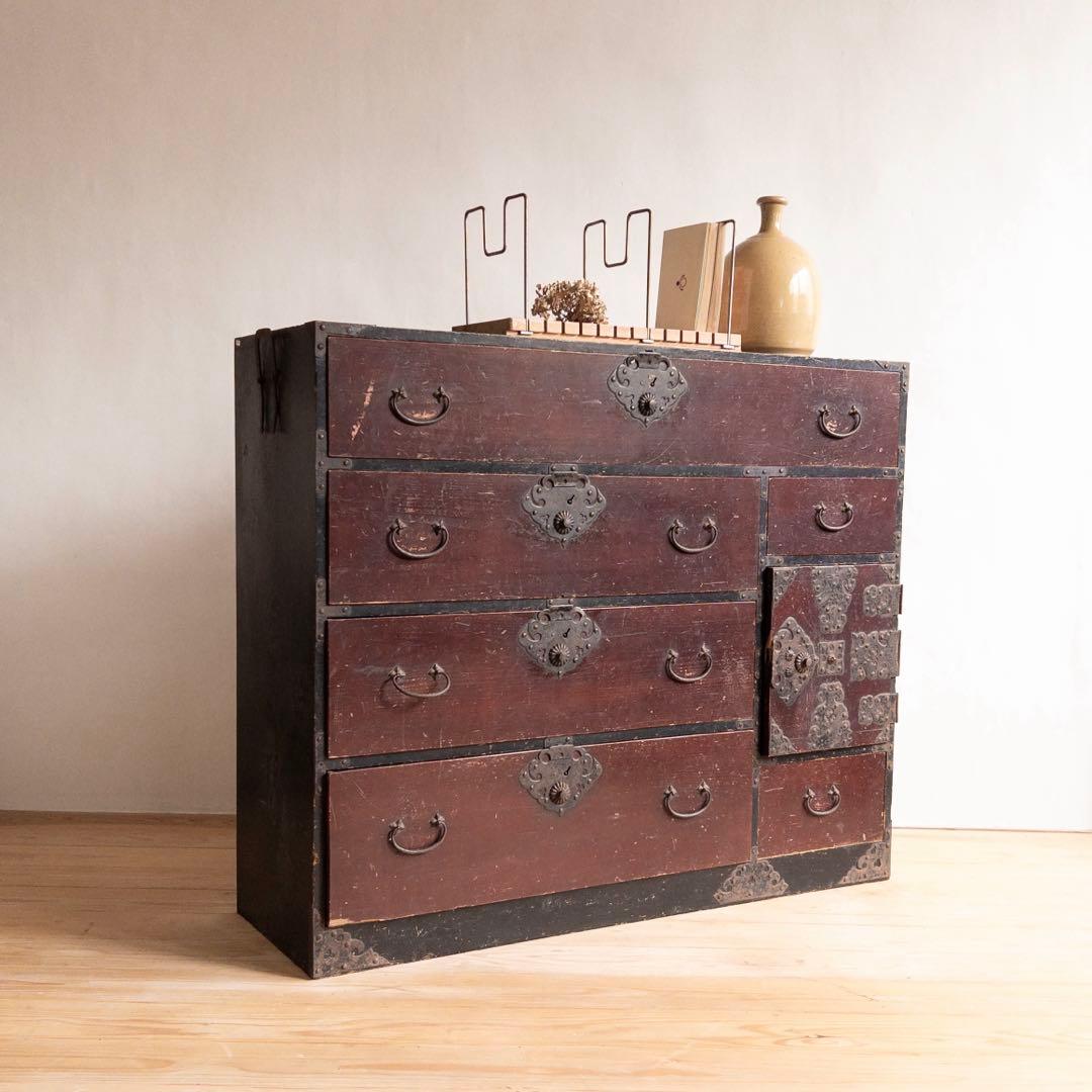 和箪笥　収納棚　4段　漆塗り　骨董　古道具　古家具　和家具　アンティーク