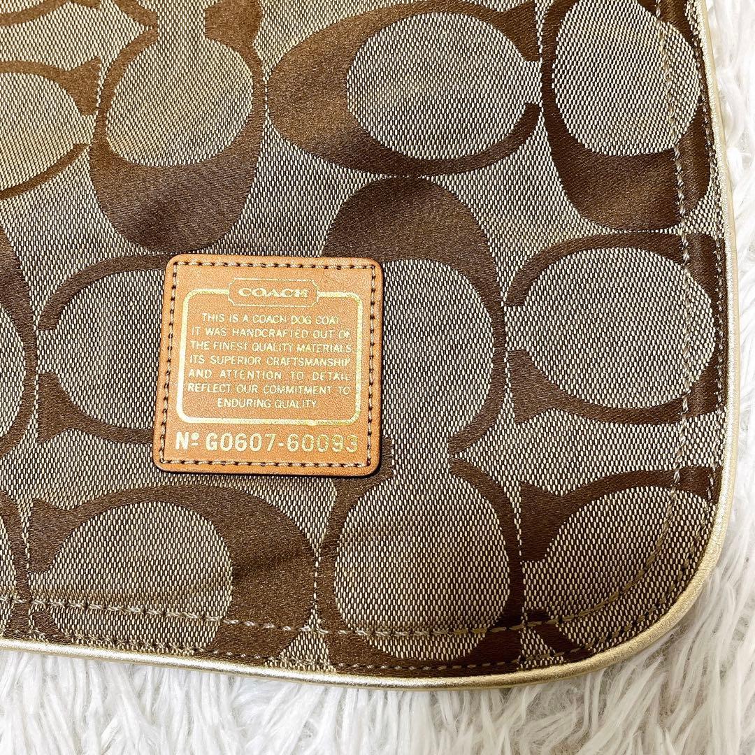 【新品未使用品】COACH コーチ 犬服 ドッグコート XL シグネチャー