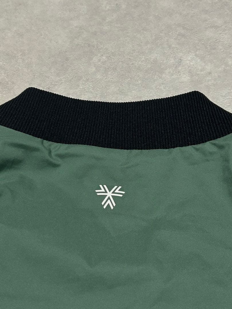 UMBRO ピステ・ウィンドブレーカー グリーン/ブラック　セットアップ XL