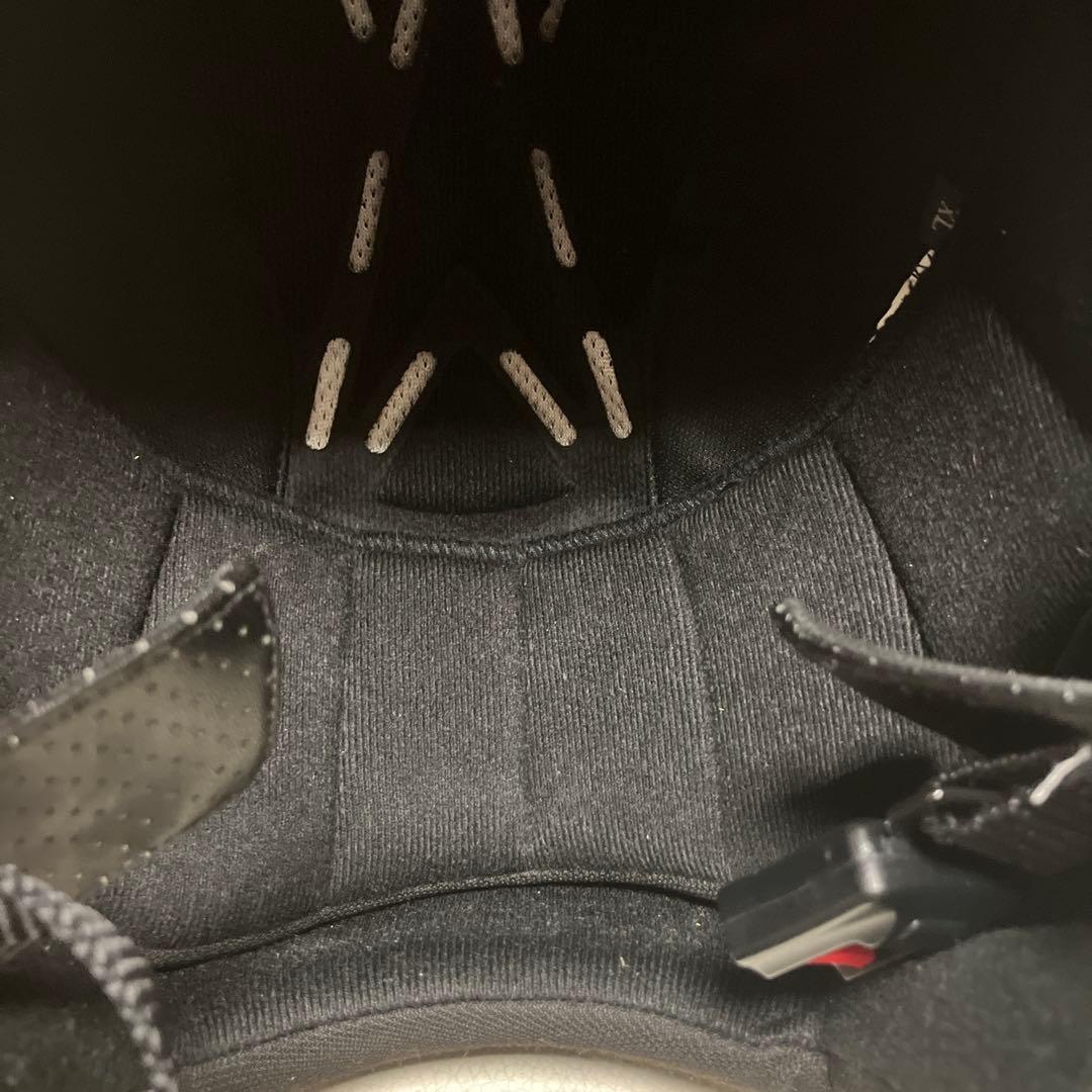 美品！Salomon スキーヘルメット　FIS ジュニア　XL 大人　競技用