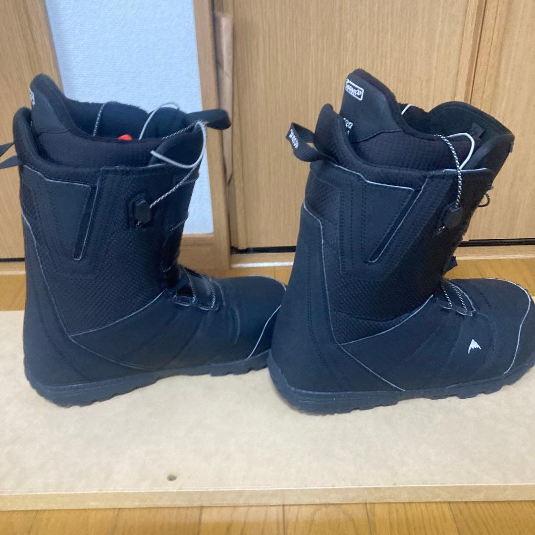 MOTO アジアンフィットスノーボードブーツ 黒リョウジ