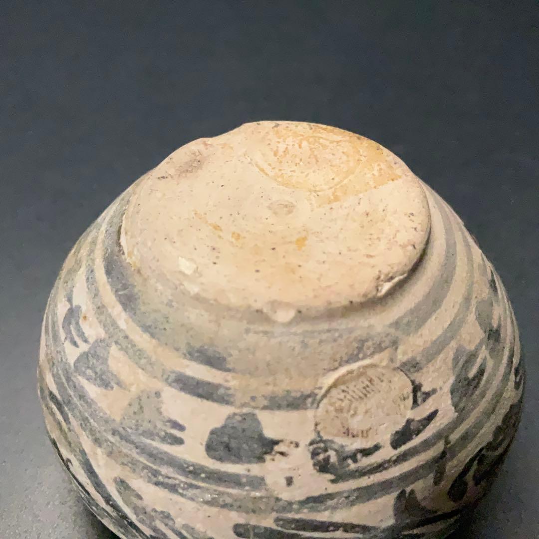 鉄絵蓋つき小壺　タイ　スンコロク　骨董　R1398ダM