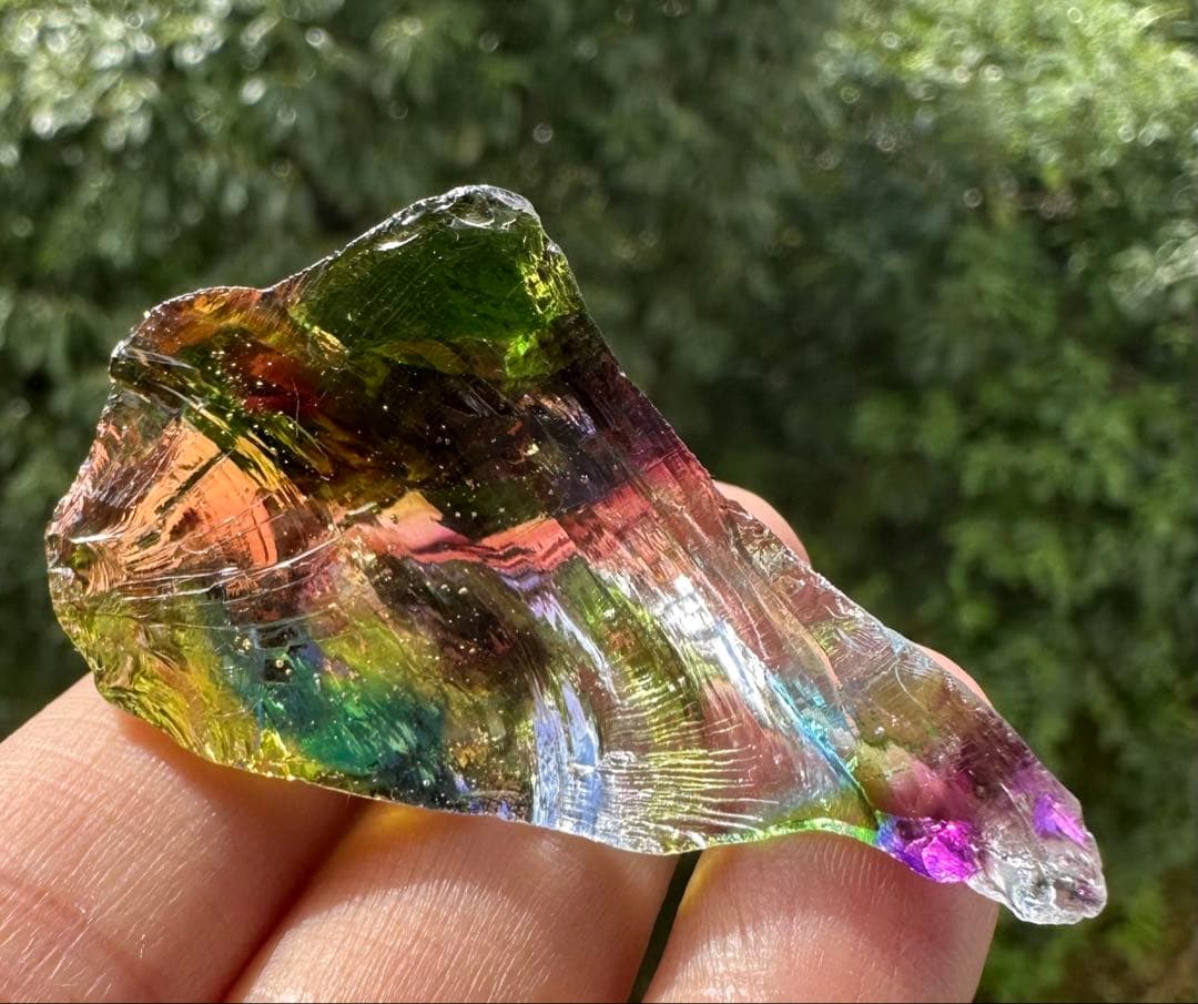 1点物レインボーアンダラクリスタル西ジャワ島マルチカラーヒーリング瞑想覚醒