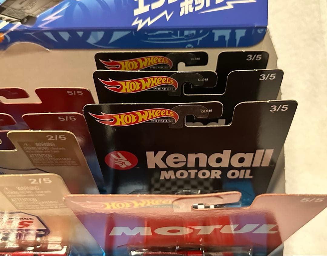 ホットウィール Pop Culture 12台入り ディスプレイ付き