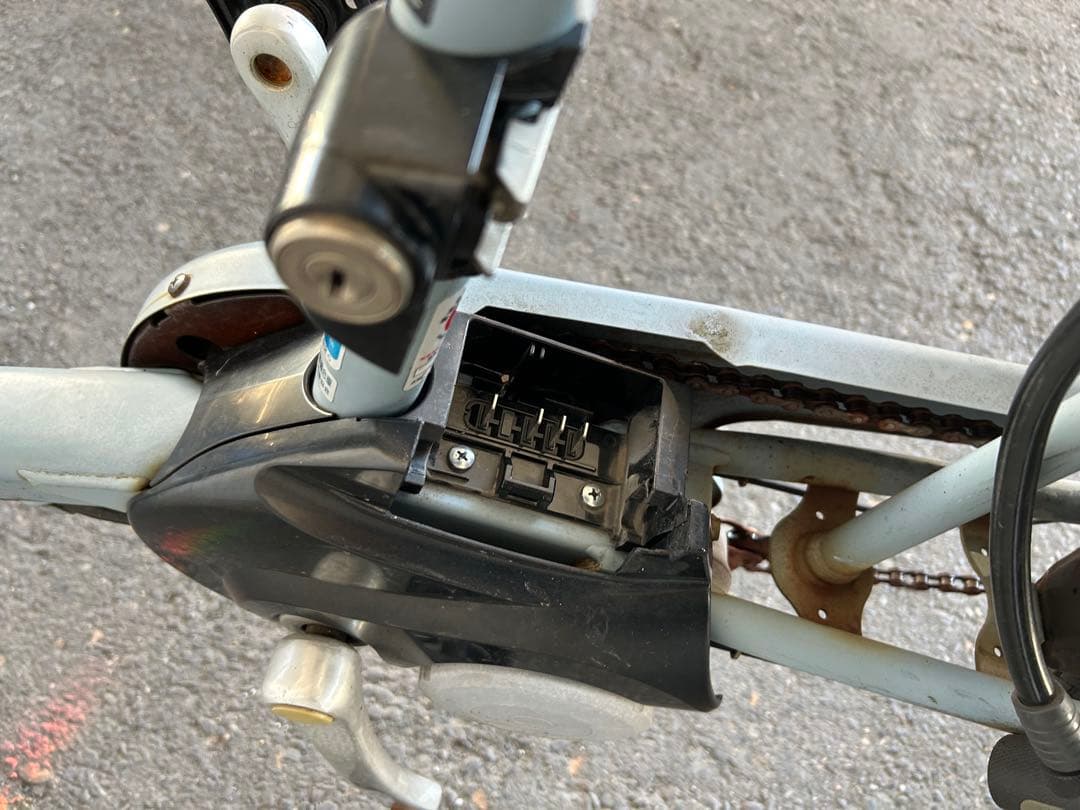 ジャンク商品電動自転車名古屋市近郊限定手渡のみ名古屋市中村、北区配送無料