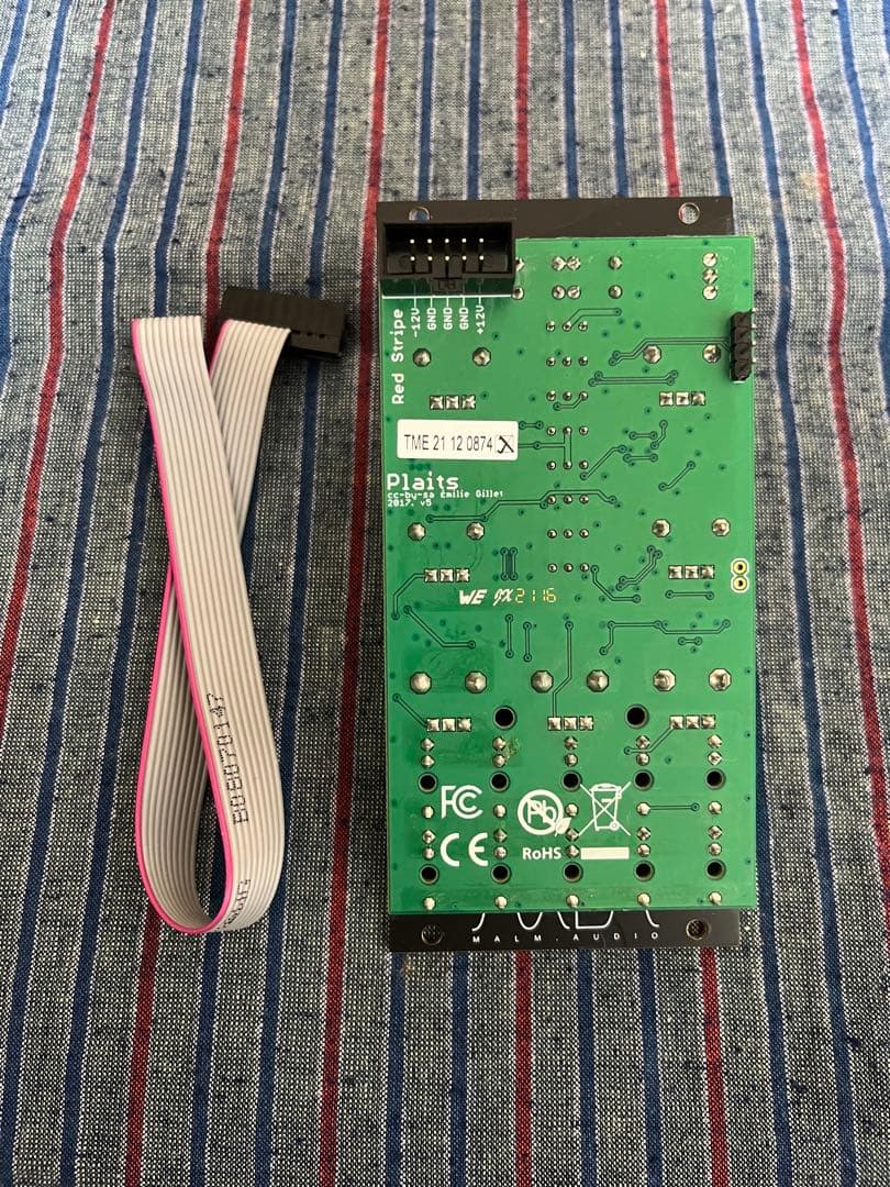 Mutable Instruments Plaits 黒パネル +純正パネル