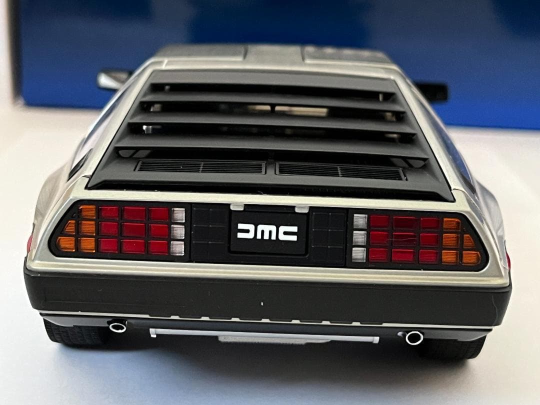 オートアート 1/18 DE LOREAN DMC-12 デロリアン 79916