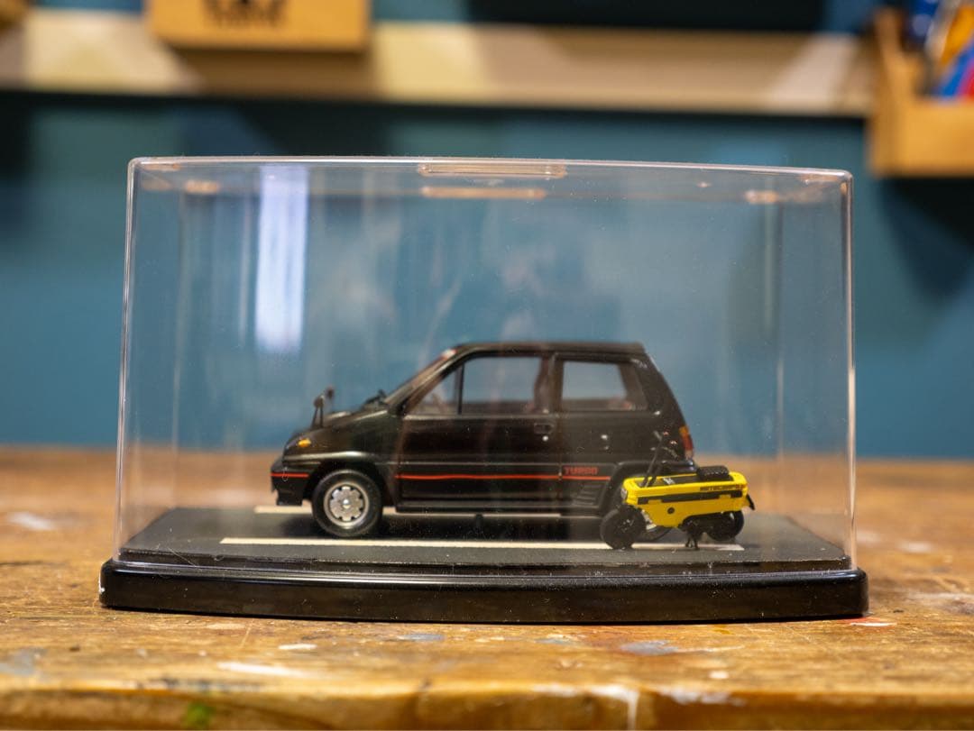 塗装完成済ジオラマケース付き　タミヤ　ホンダシティ　ターボ 1/24