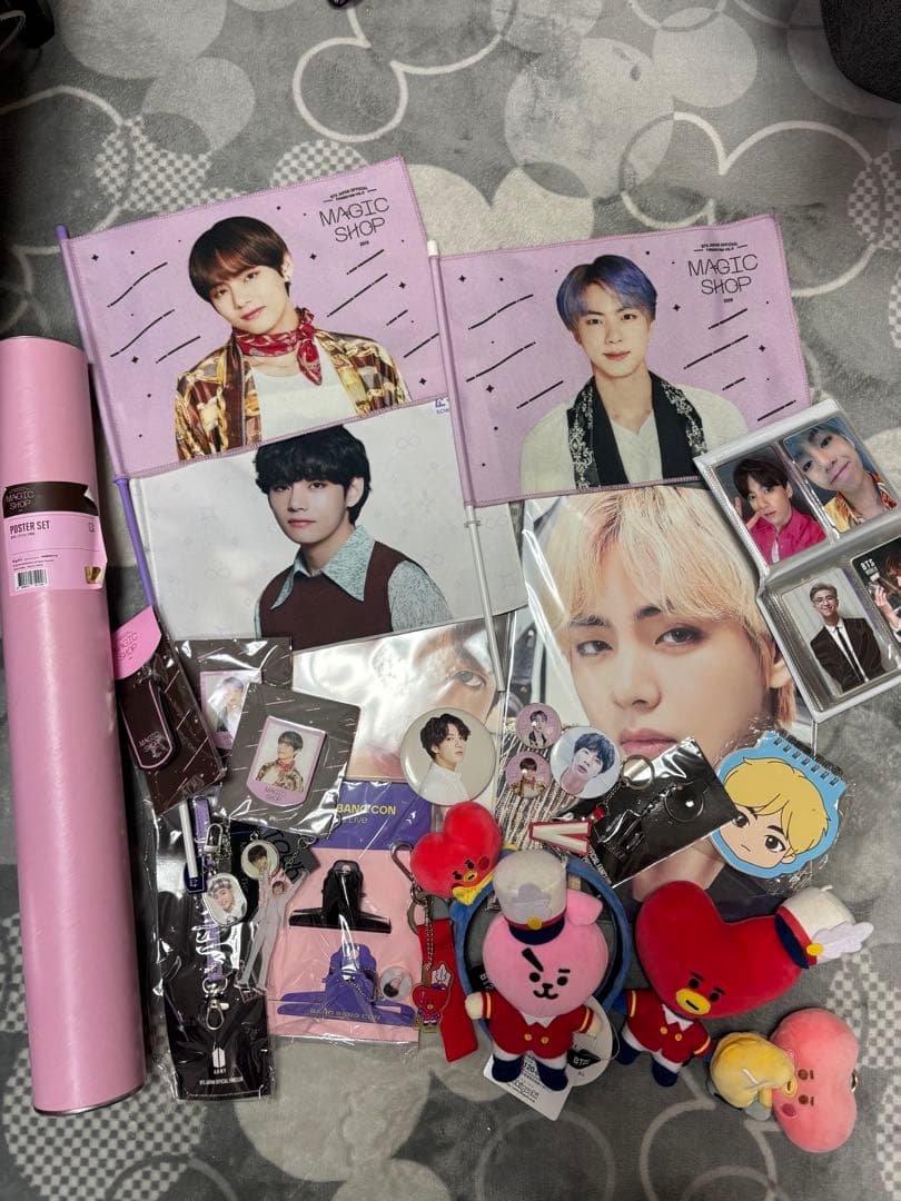 BTSグッズ80点セット(トレカ約50枚付)