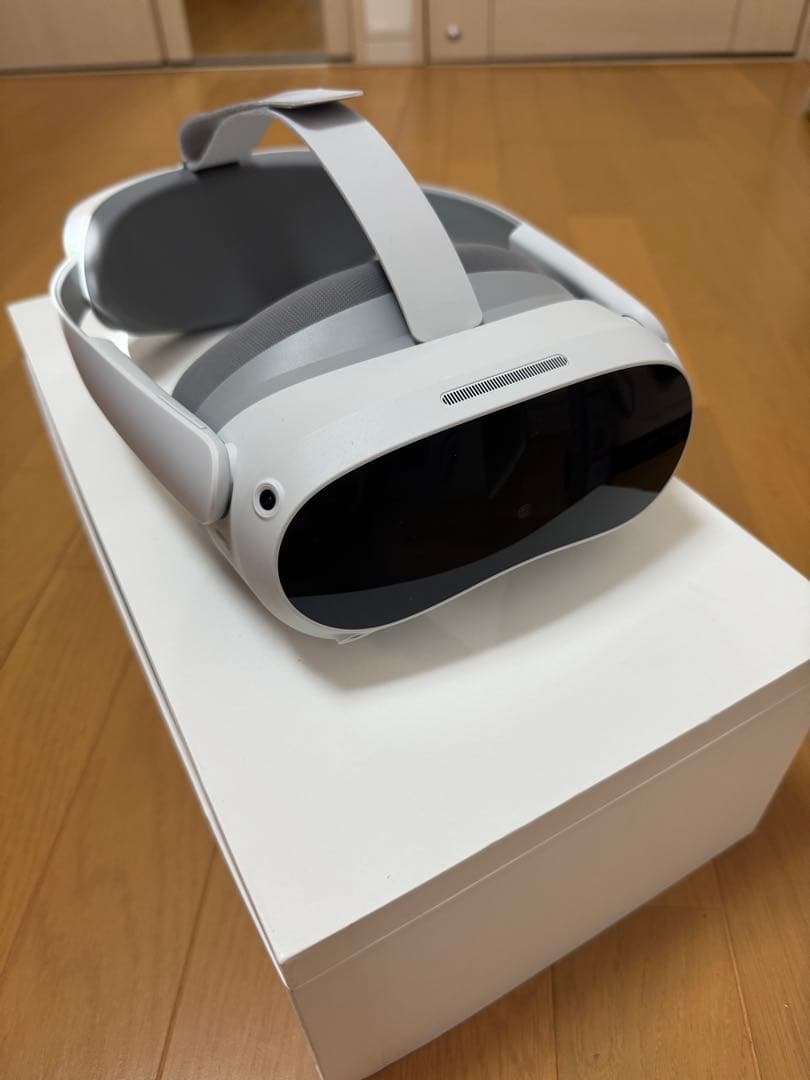 PICO4 256GB VRヘッドセット 【ほぼ未使用】