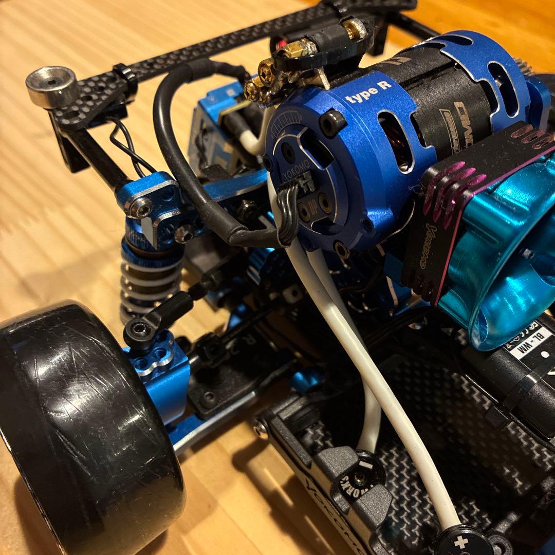 ヨコモ　sd3.0 限定ブルー　メカ付き(受信機外し)