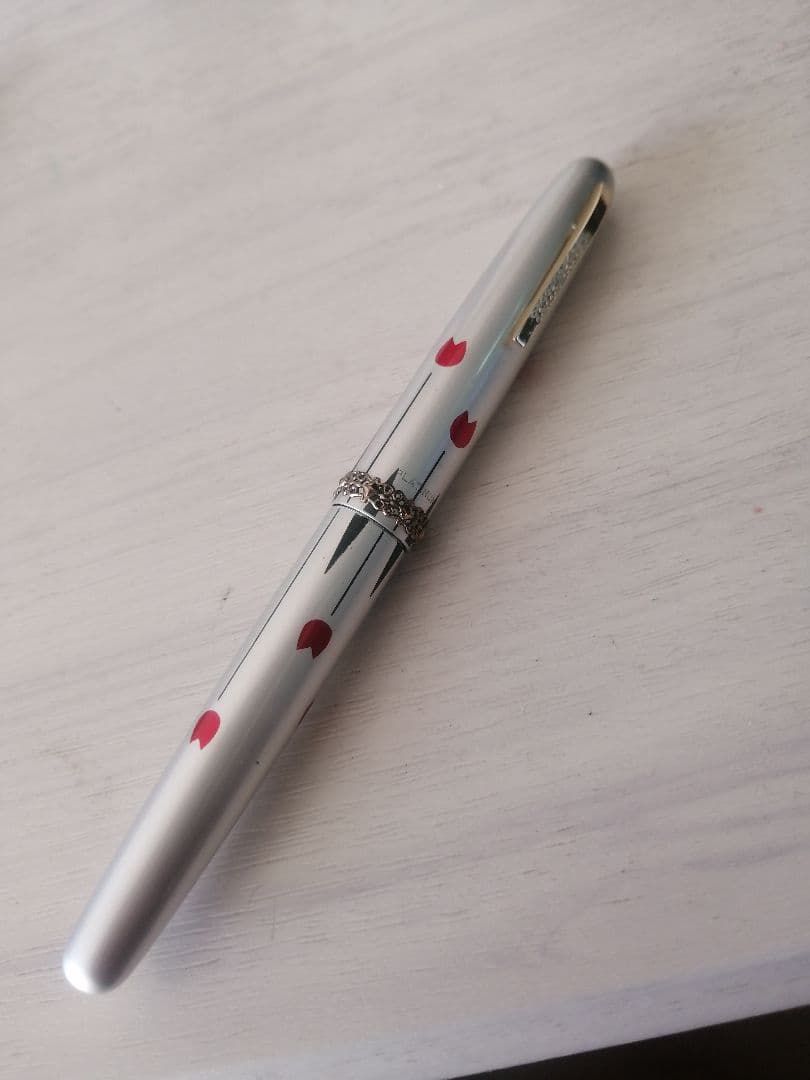 現状万年筆二本