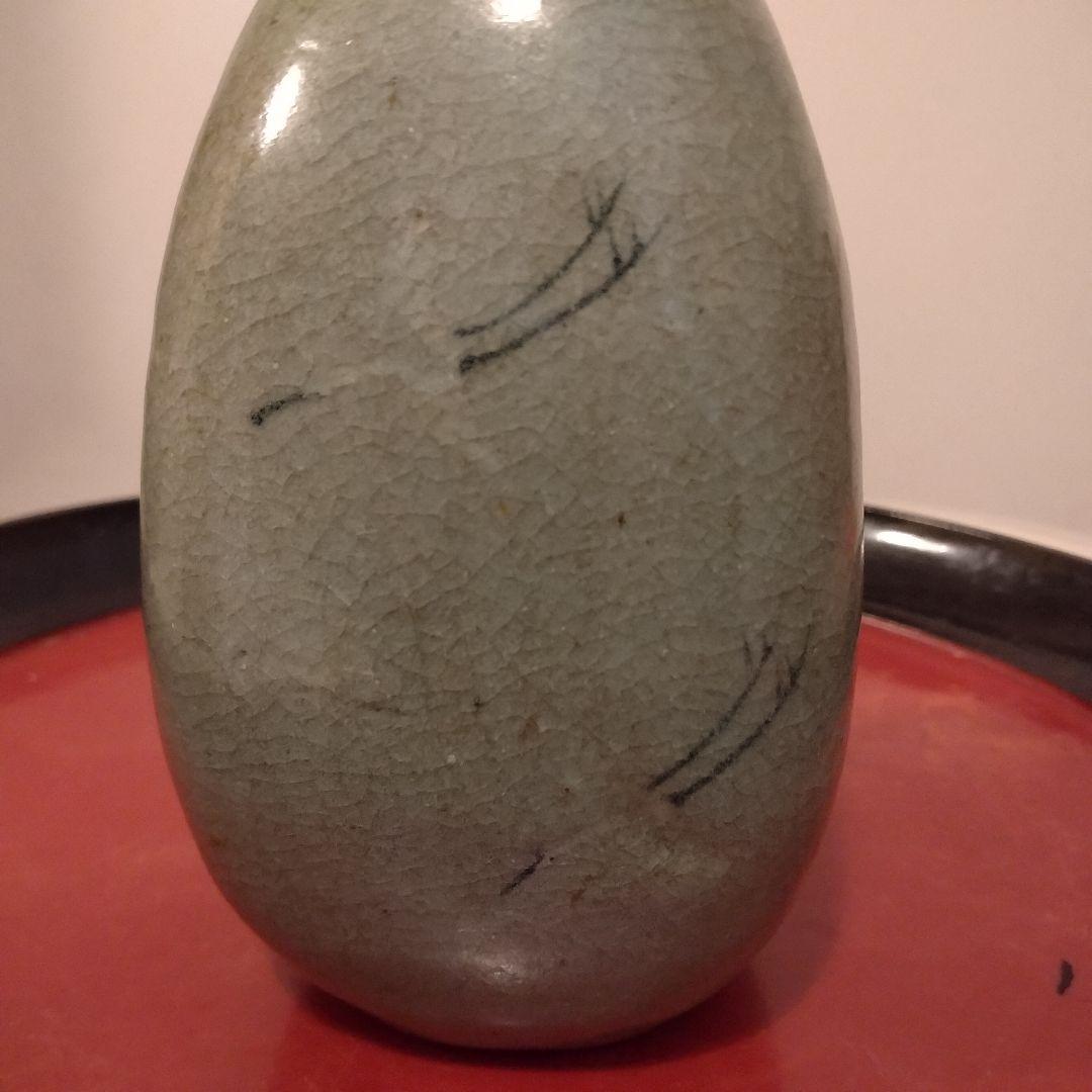 高麗青磁　象嵌 雲鶴文瓢形瓶