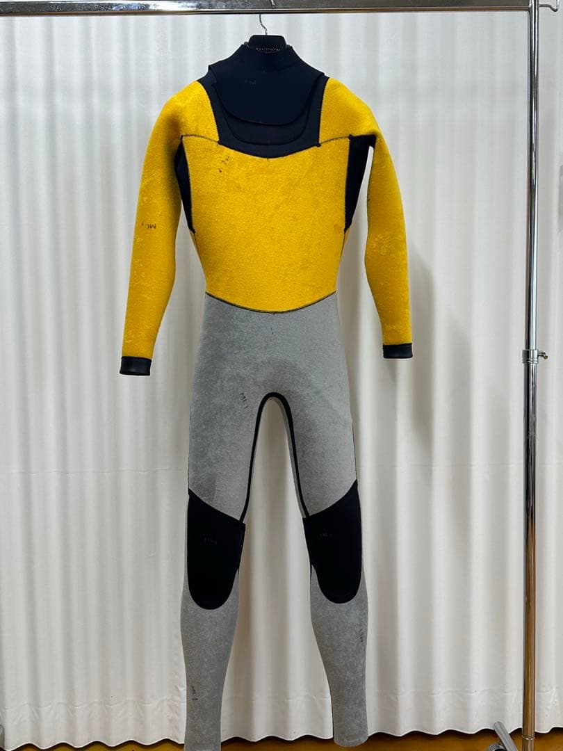 セミドライ　オールブラック　5/3mm M, ML,L,XL チェストジップ