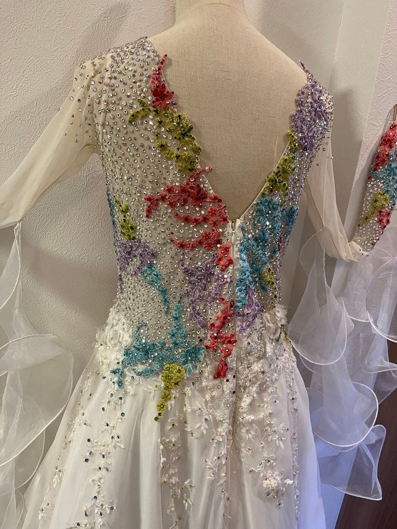 社交ダンス　ドレス　ジャンティ　ホワイト　カラフル　スタンダード