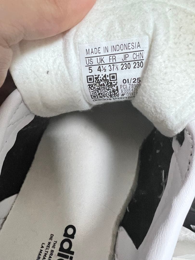 adidas Gazelle スニーカー ブラック/ホワイト