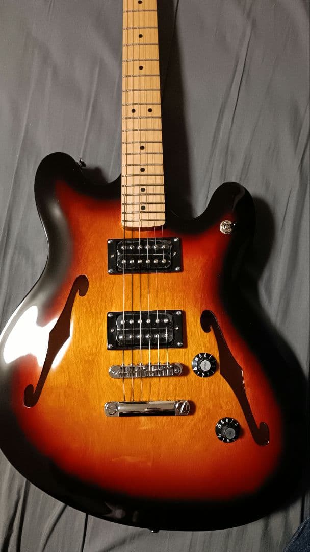 Squier Starcaster エレキギター サンバースト