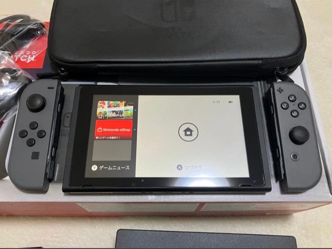 Nintendo Switch グレー　64GBのsdカード、スイッチケース付き
