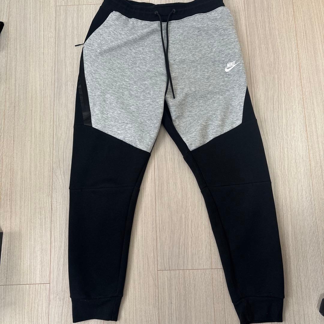 Nike テックフリース上下セット グレー/ブラック