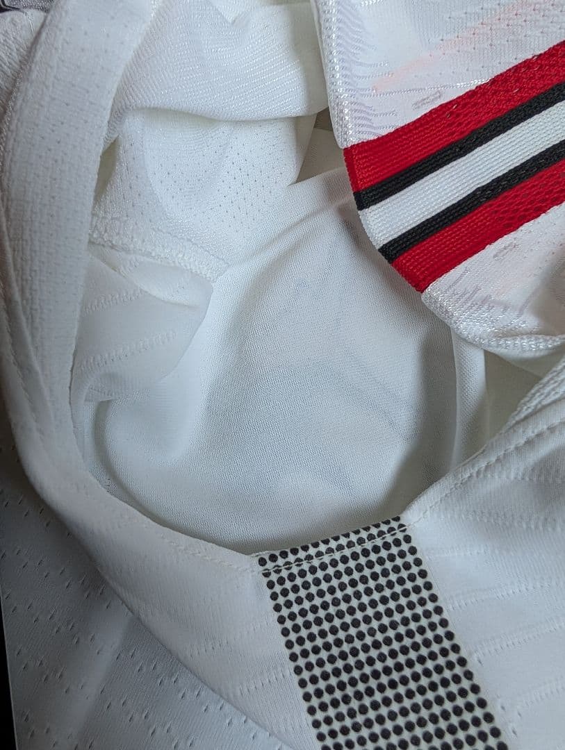 【新品タグ付き！】パリ・サンジェルマン /ネイマール/4th/17-18