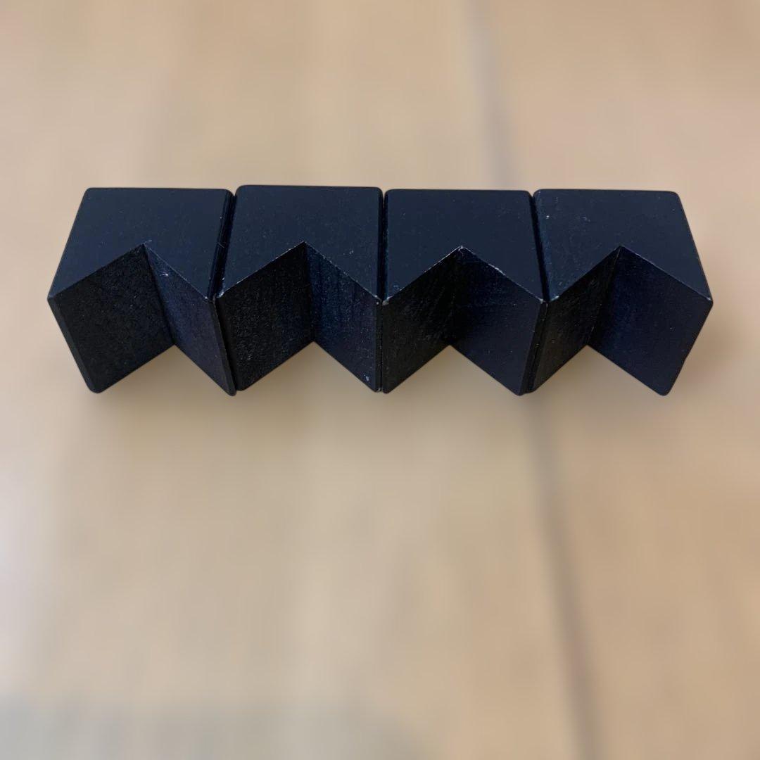 スイス NEAF社 アングーラ Angular 木箱つき　組立例パンフ付