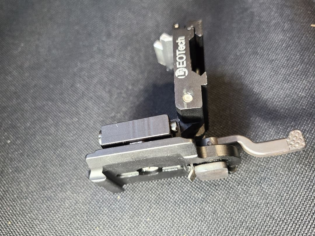 イオテックレプリカブースター・サイレンサー×2・マウントアタッチメント各種