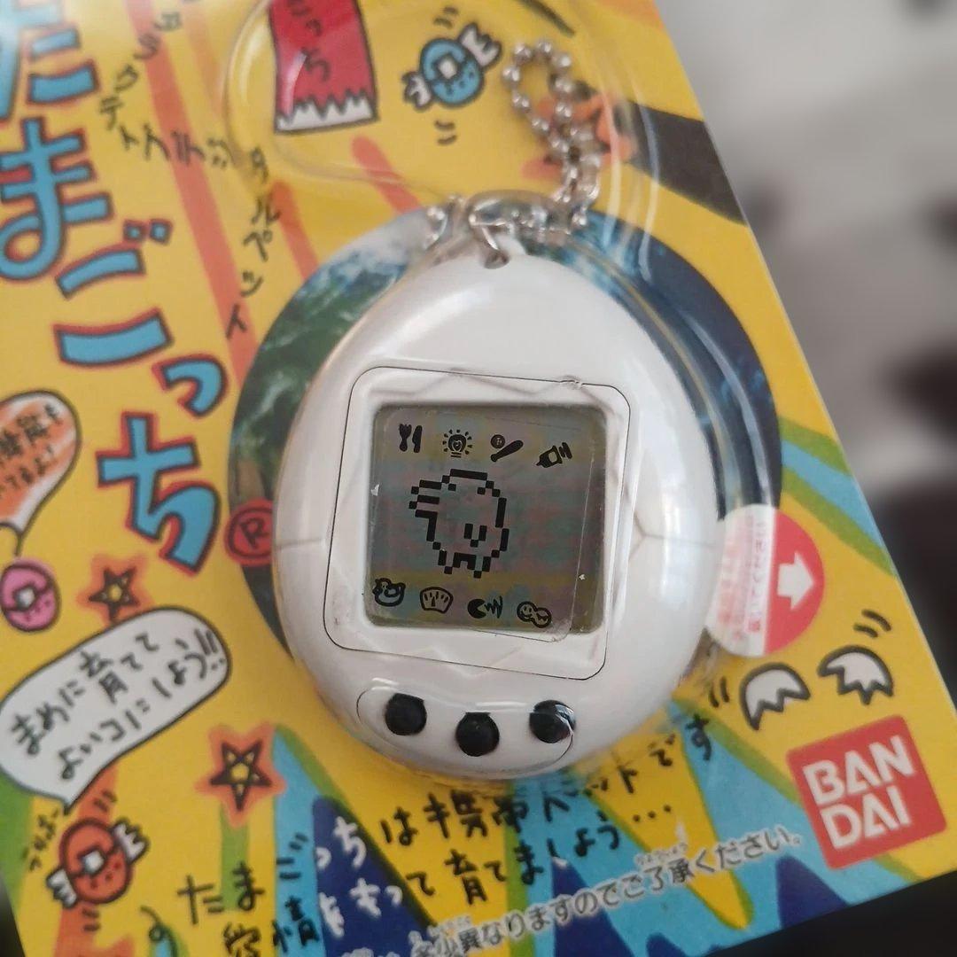 BANDAI 初代Tamagotchi ホワイト