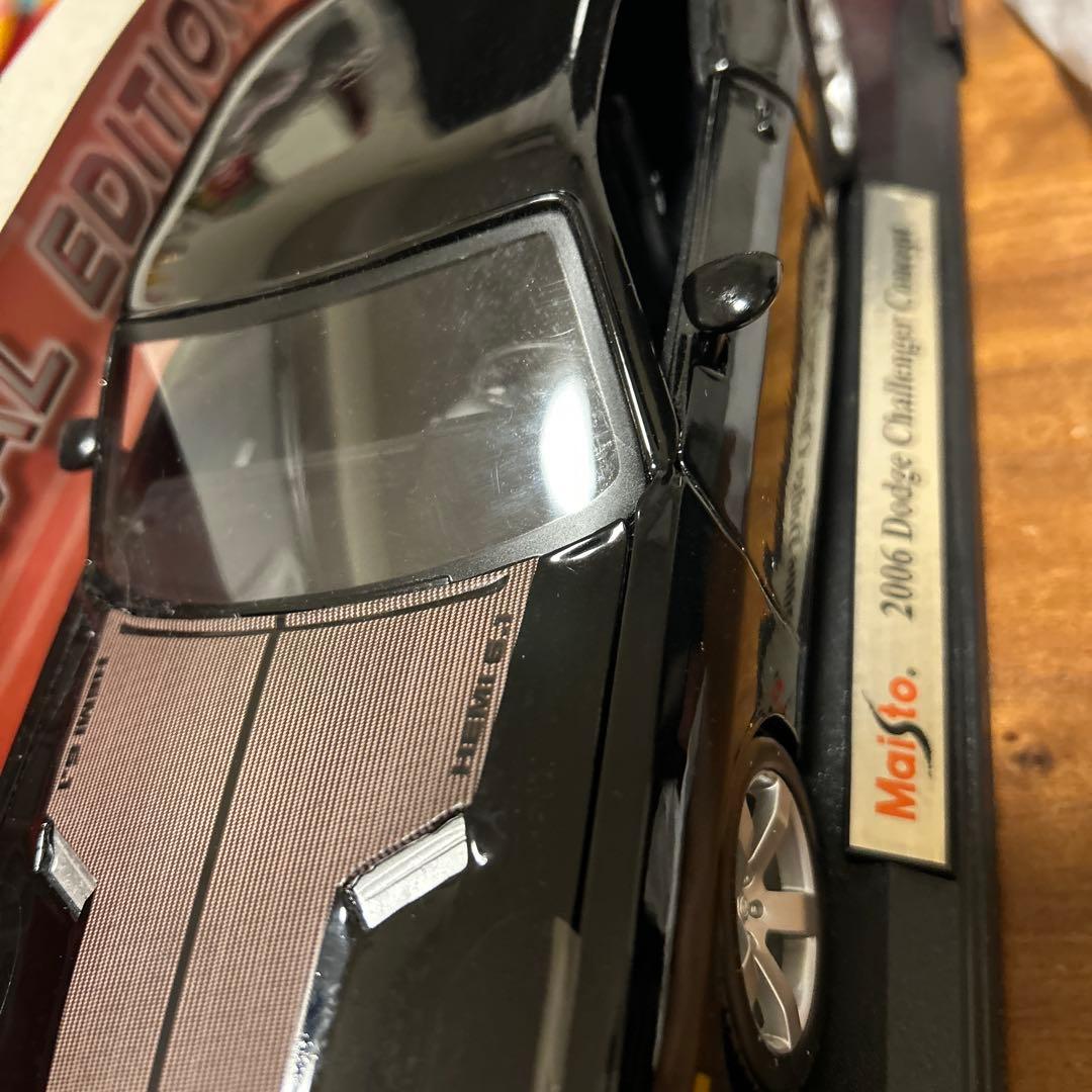 Maisto 2006 Dodge Challenger ブラック 1/18