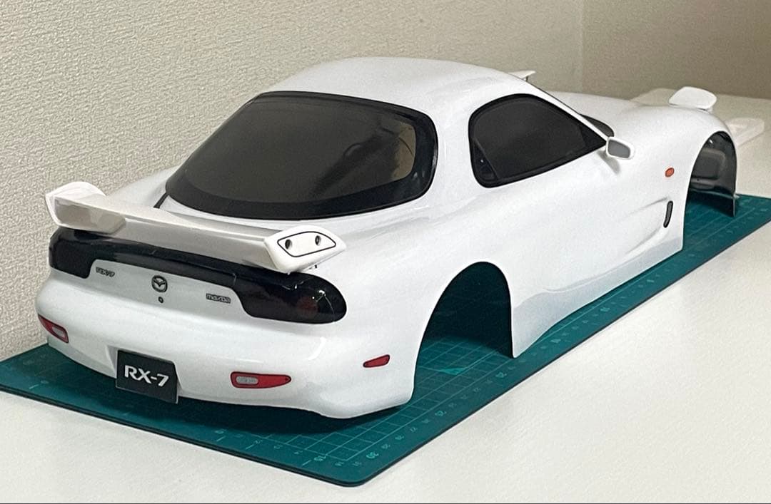 タミヤラジコンボディ　マツダRX7