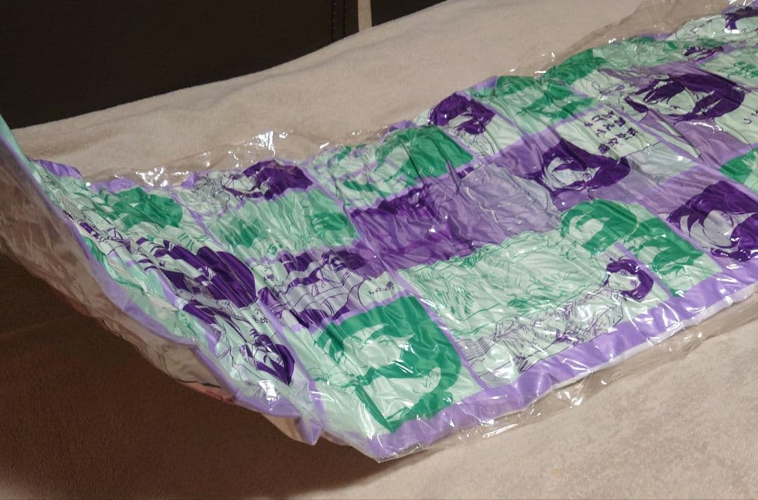 チェンソーマン　抱き枕　レゼver