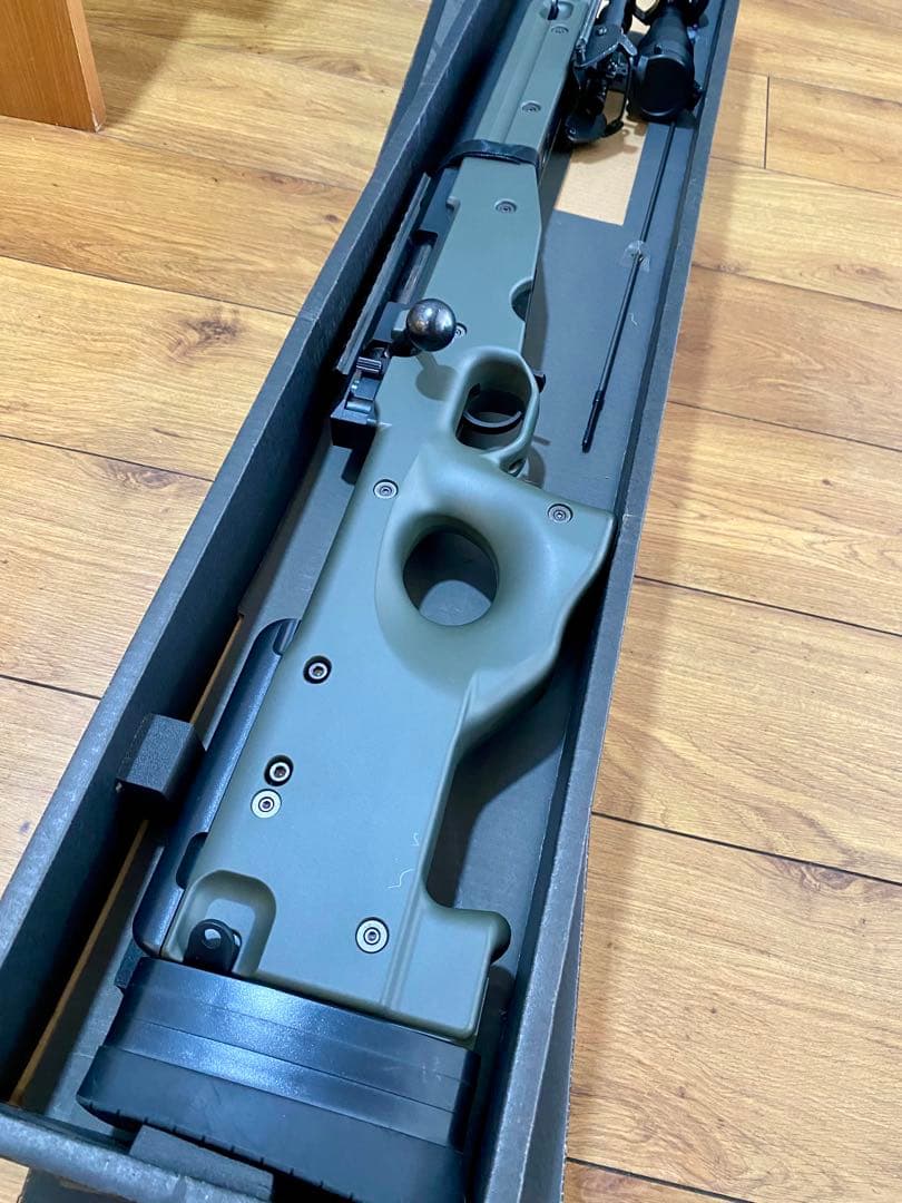 東京マルイ　L96 AWS ボルトアクション　O.Dストック　スコープ付