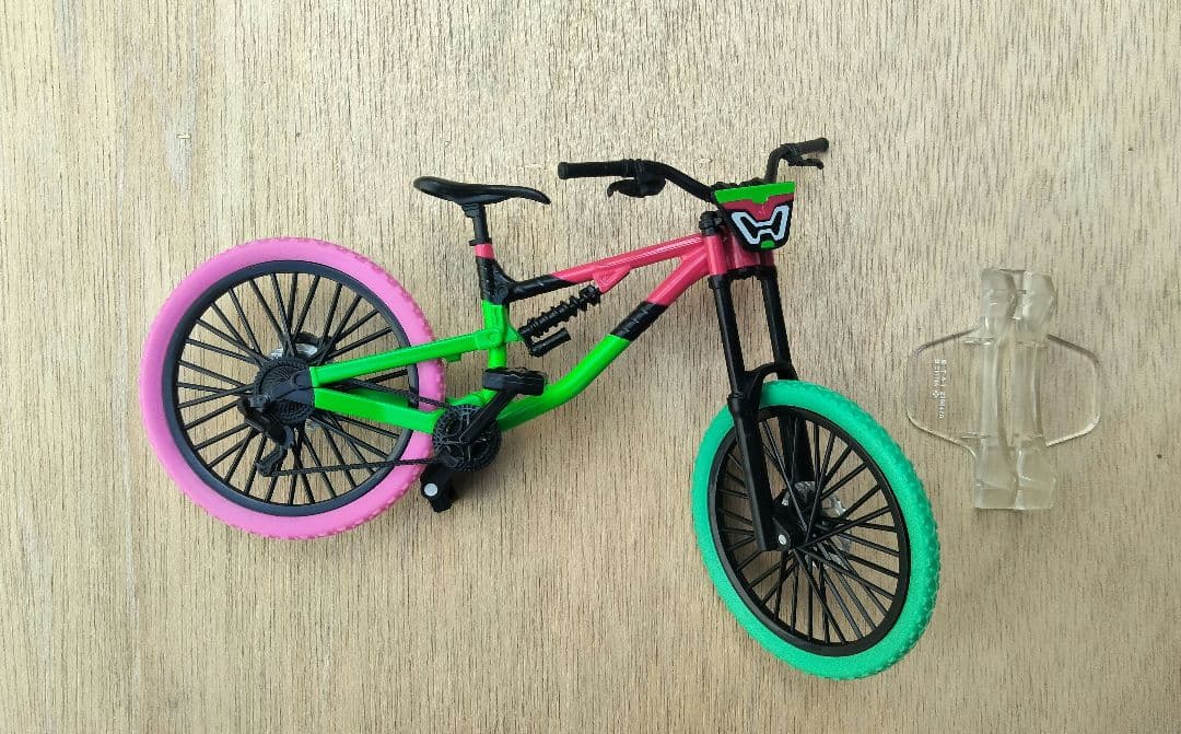 S.H.Figuarts 仮面ライダーゲンム シャカリキスポーツ付き限定版