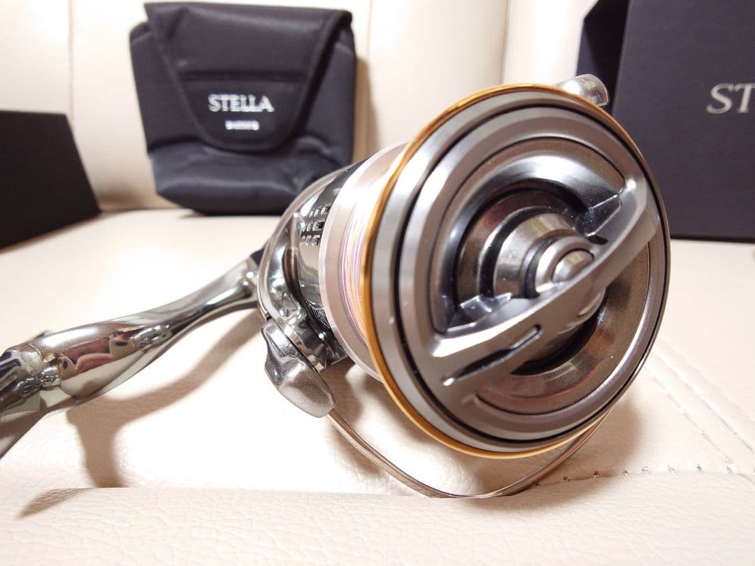 【9 9ちゃん様】シマノ　18ステラ　C3000XG