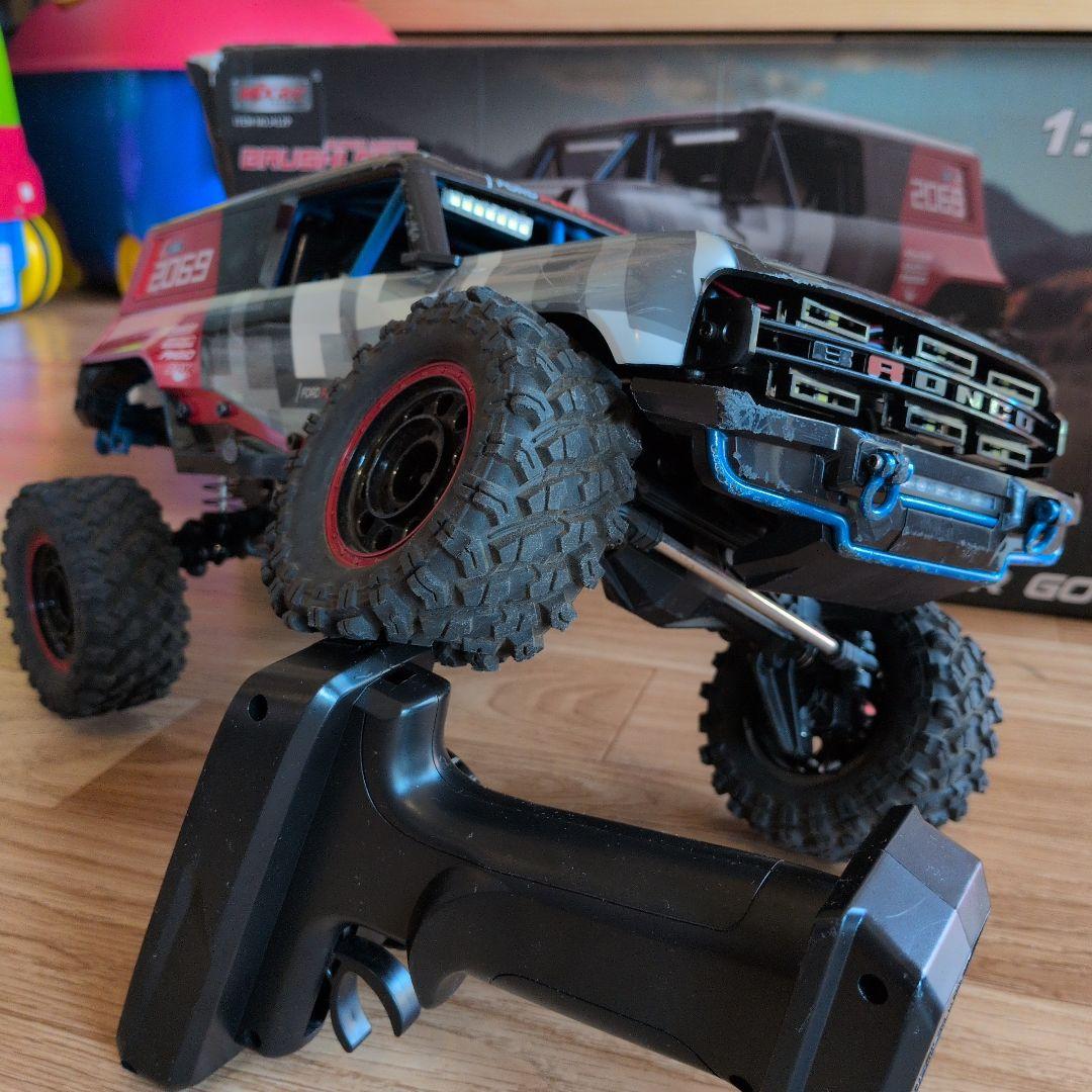 MJX ブラシレス　クローラー　ラジコン