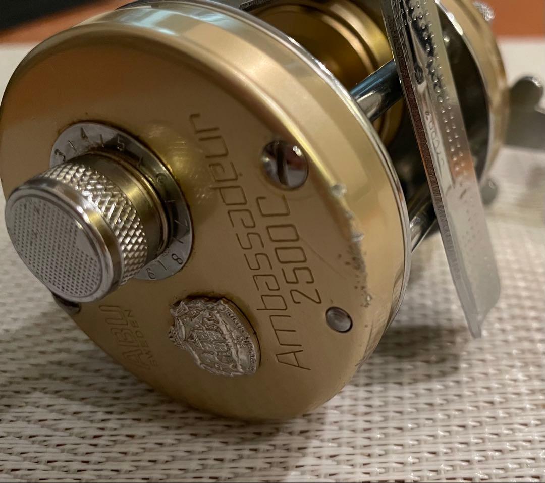 ABU Ambassadeur 2500C ベイトキャスティングリール