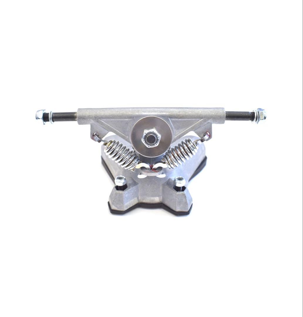 イタロ　サーフテック　サーフスケートITALO PRO SWELLTECH