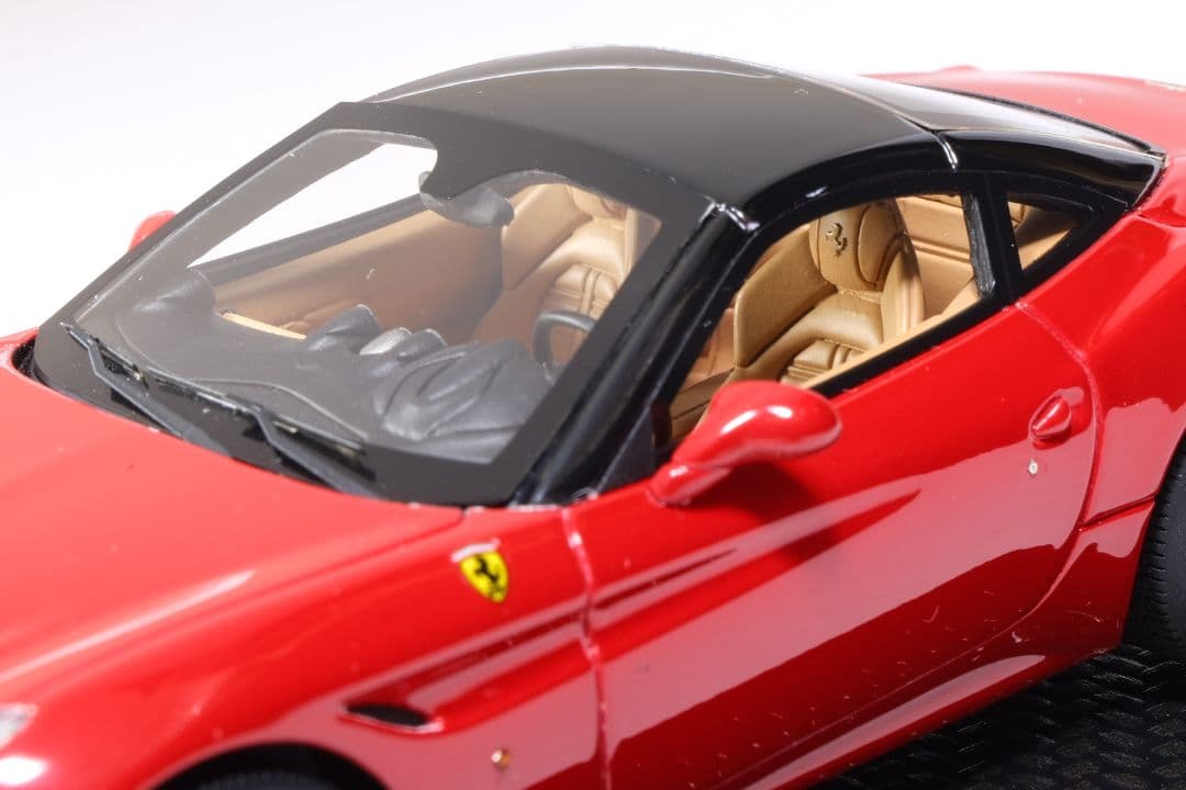 BBR 1/43 Ferrari California T クローズドルーフ
