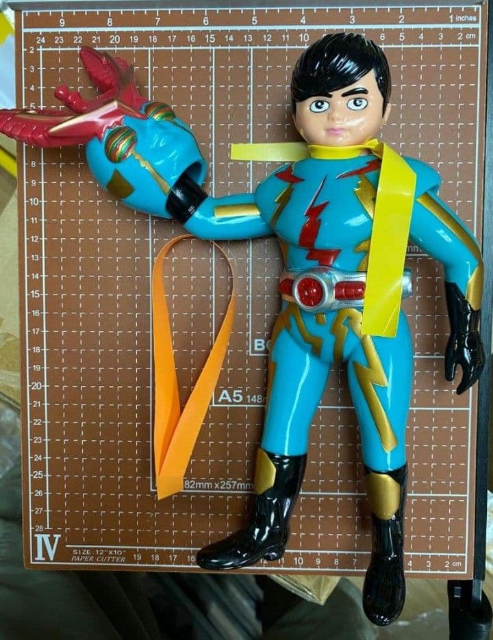 イナズマン　塗装版 面取れ　ソフビ 約25cm