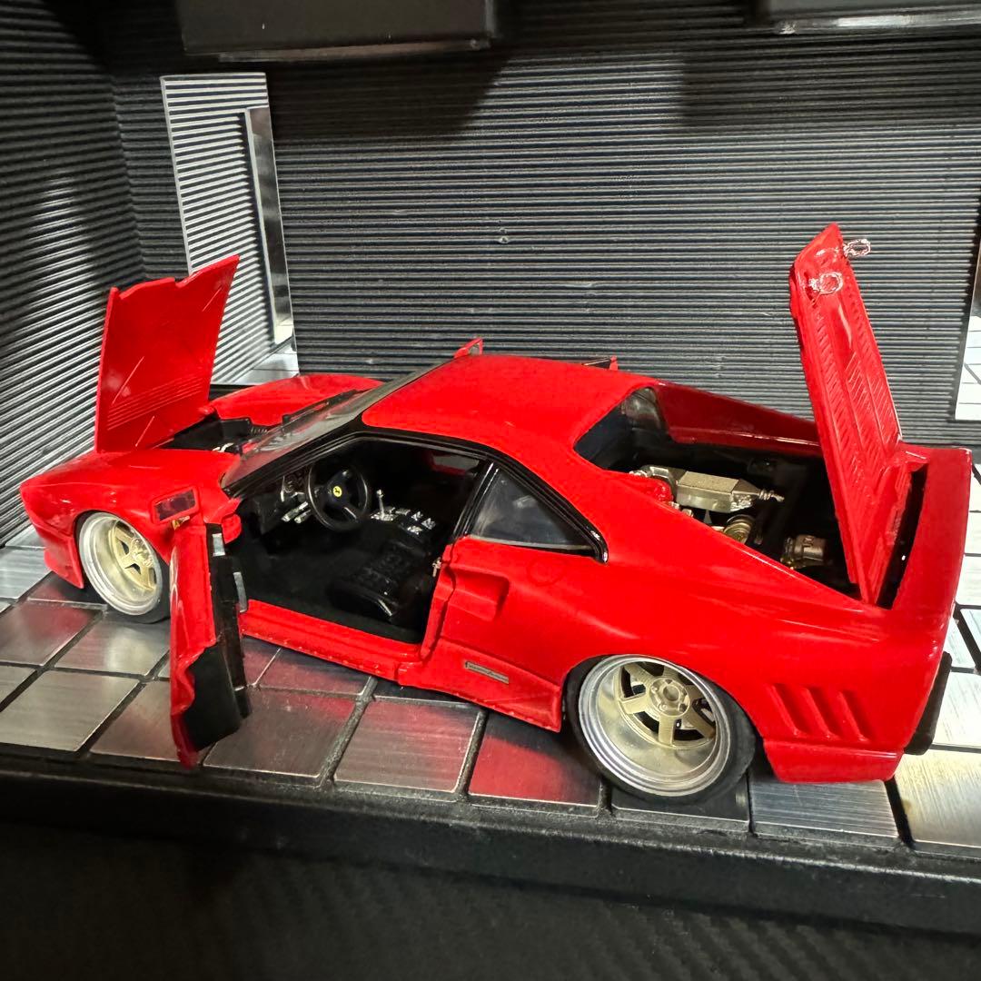 ホットウィール 1/18 フェラーリ 288GTO (カスタム仕様)