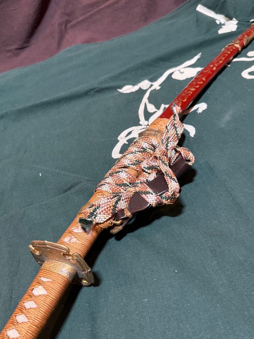 模造刀　糸巻太刀拵　赤鞘　コスプレなどに