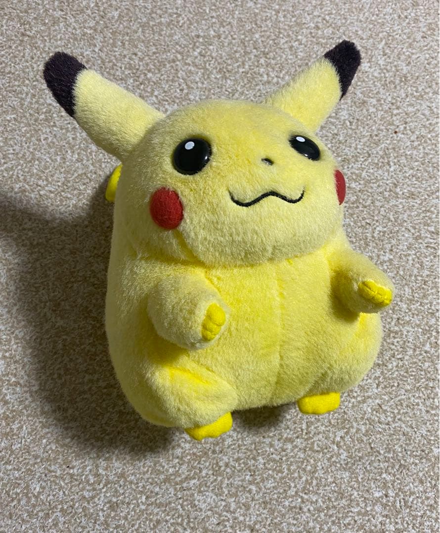 初期　ポケモン ピカチュウ ぬいぐるみTOMY タカラトミー