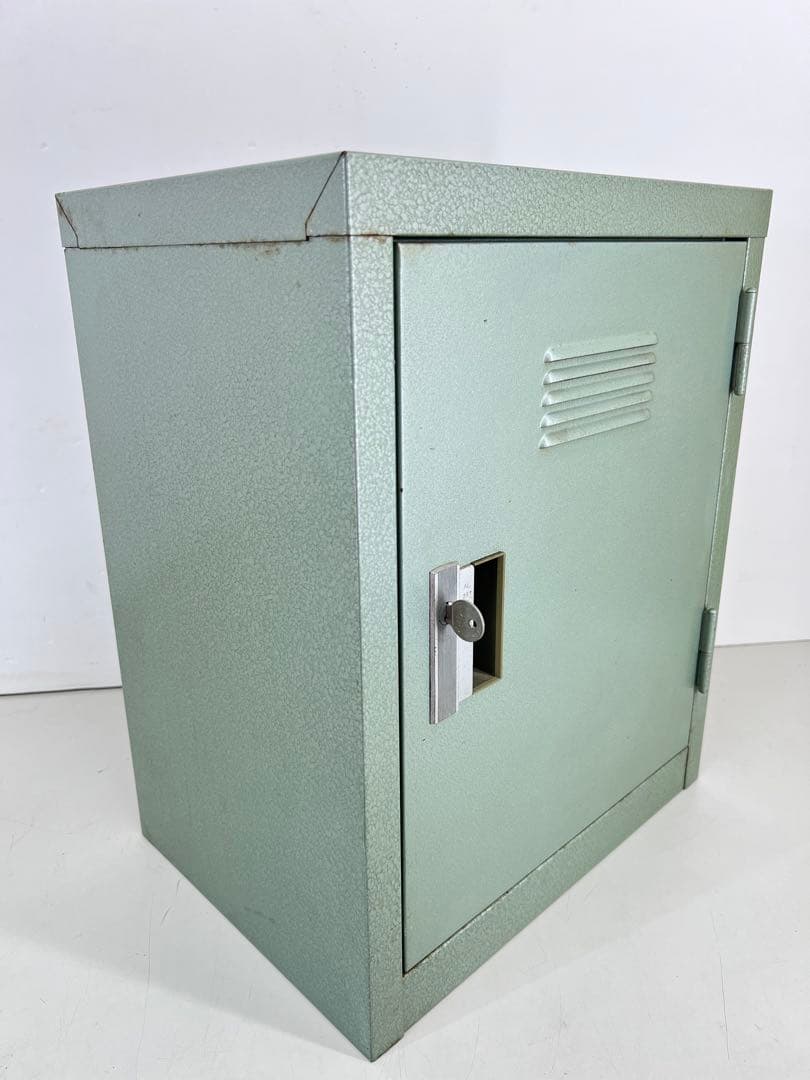 スチールロッカー グレー 鍵付き