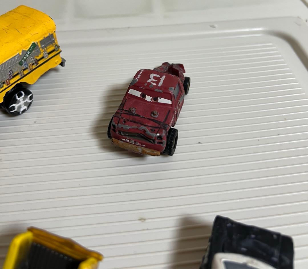 カーズ、マテル、ミニカー、（22番、54番、ミスフリッター）