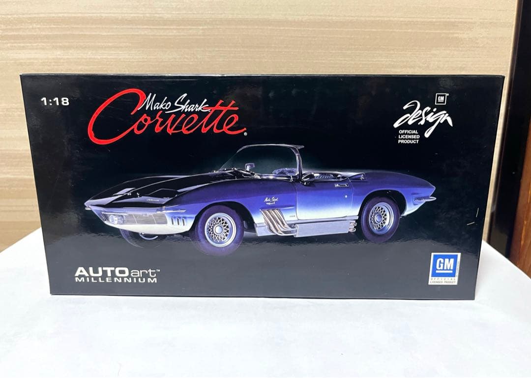 Autoart 1/18 シボレーコルベットMako Shark 1961