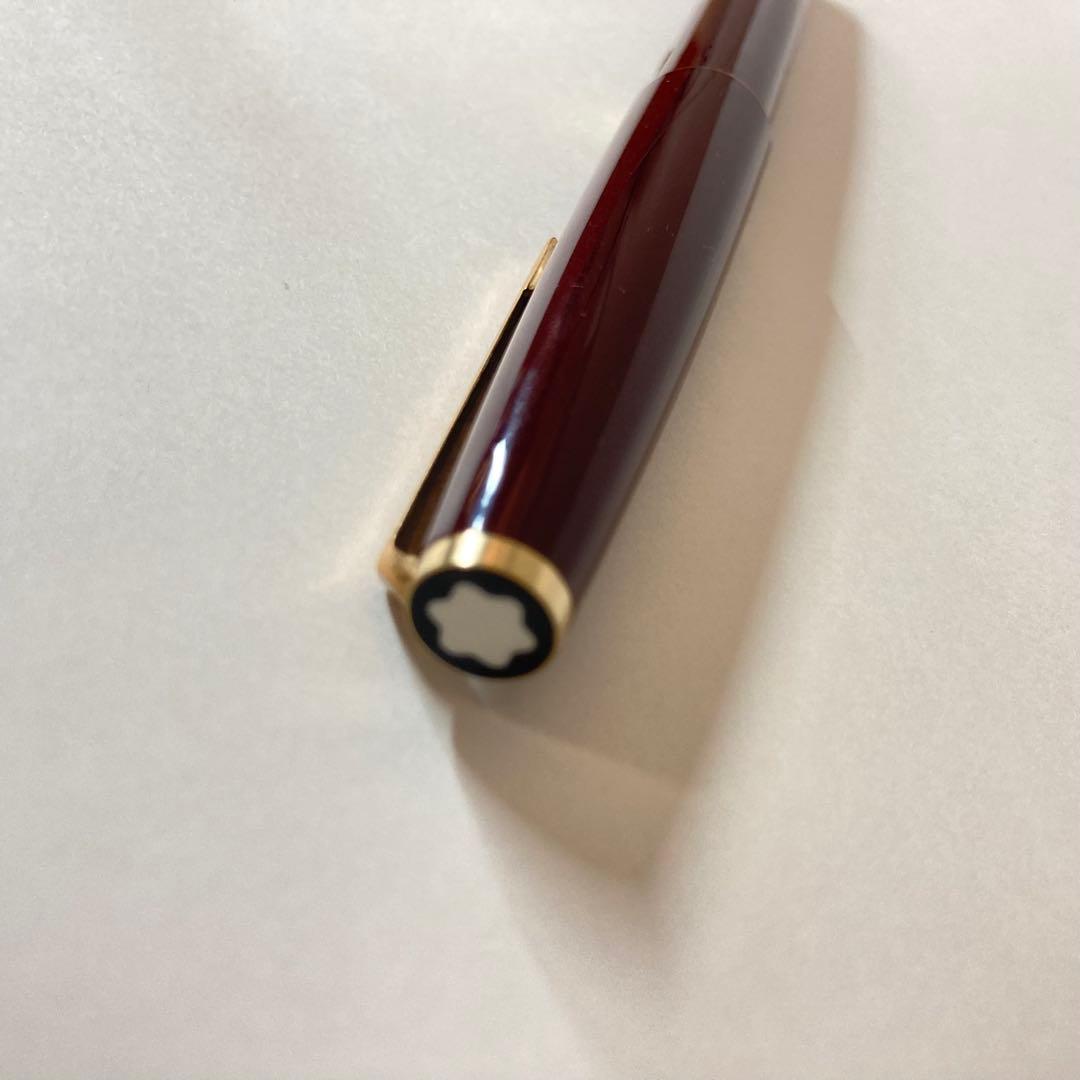 未使用モンブラン万年筆赤ワイン色・ペン先EF(細字)⭐︎