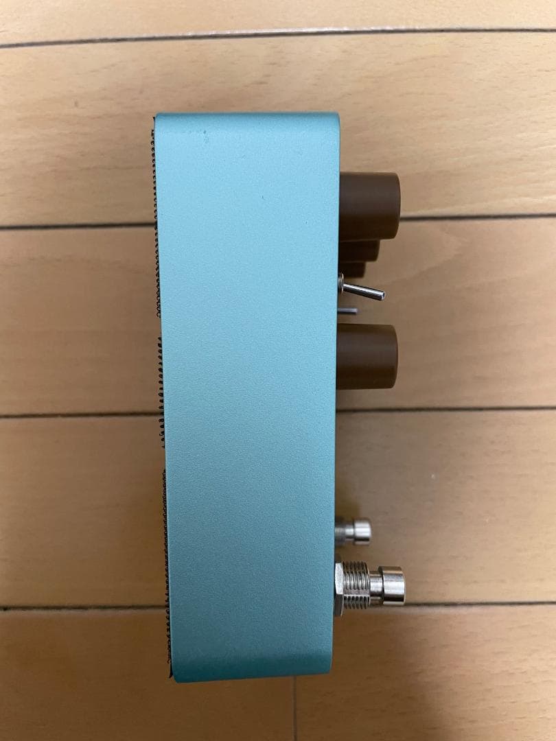 ギター UAFX Del-verb